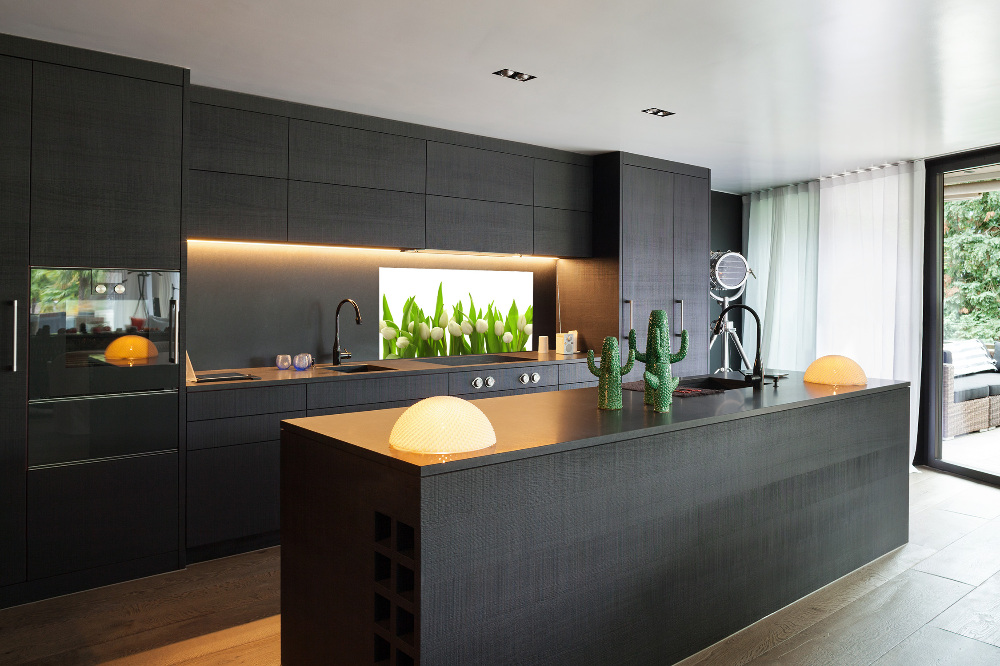 Panel do kuchni Białe tulipany